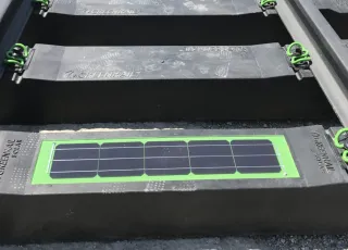 greenrail photovoltaic train lines